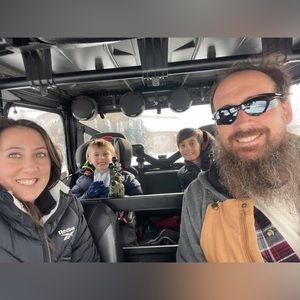 Meet your Posher, Keri